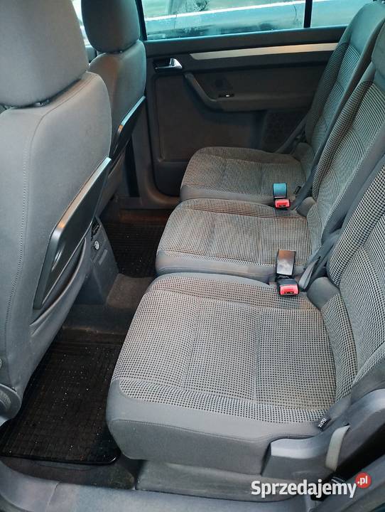 Volkswagen Touran 16 benzyna 2005r Janowiec Wielkopolski