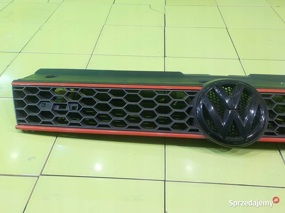 VW POLO V 6R 14 B 11r atrapa grill Suków