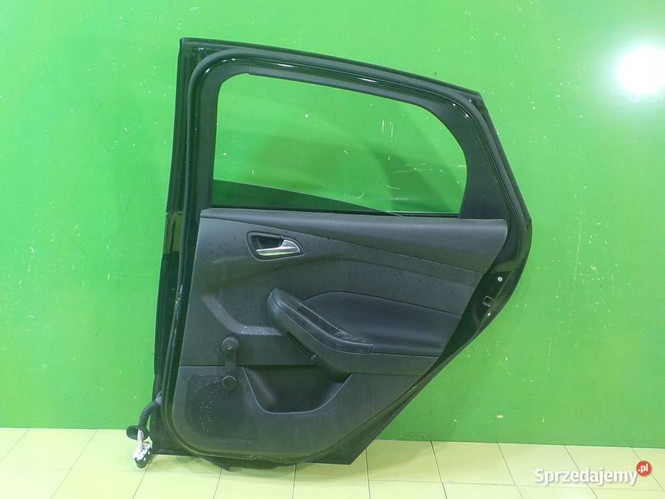 FORD FOCUS MK3 10 B 12r HB 5D drzwi prawe tyl osobowe Suków