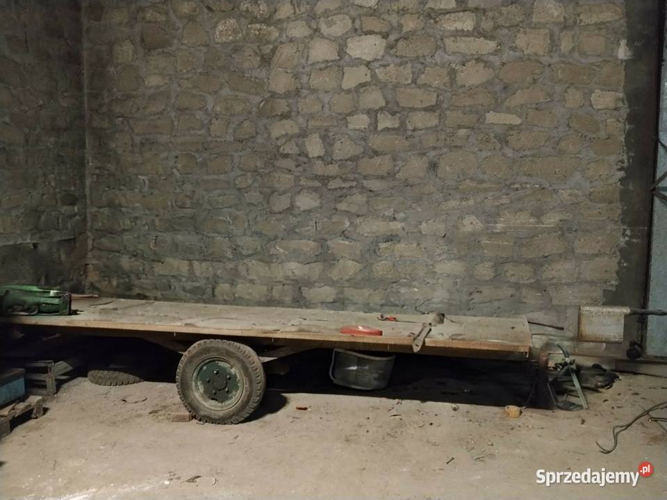 Przyczepa sadownicza