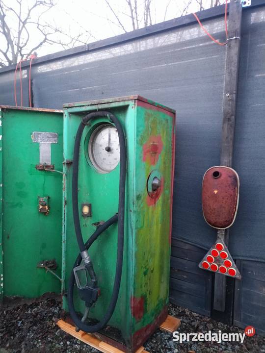 Dystrybutor paliwa stary PRL kolekcjonerski Świerczów