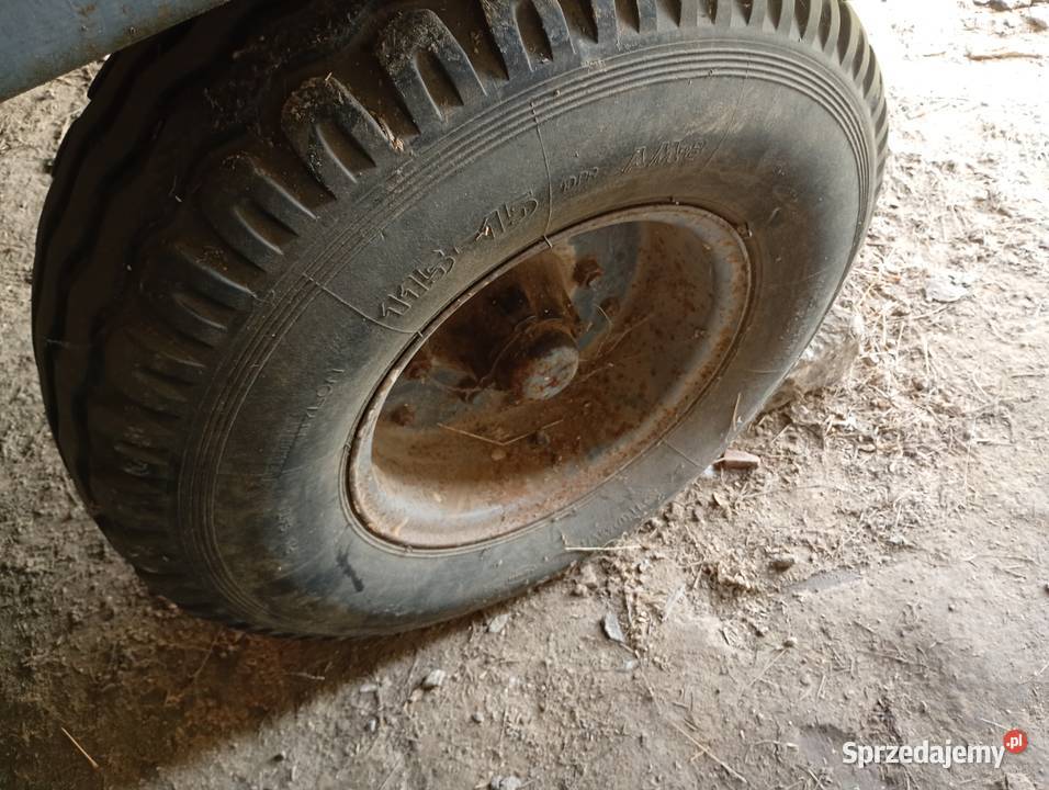 Rozrzutnik obornika 35t nieuszkodzony Babice