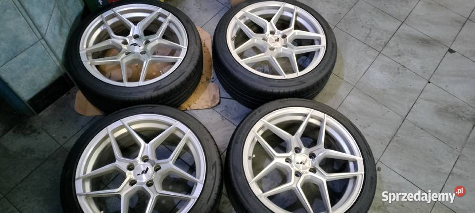 Felgi 18 Japan Racing JR34 18x8 ET42 5x112 Średnica 18" Nysa