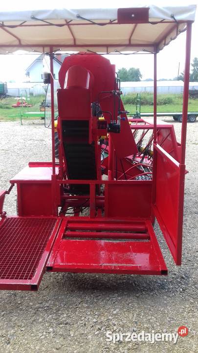 Kombajn do porzeczek i aronii Arek 3