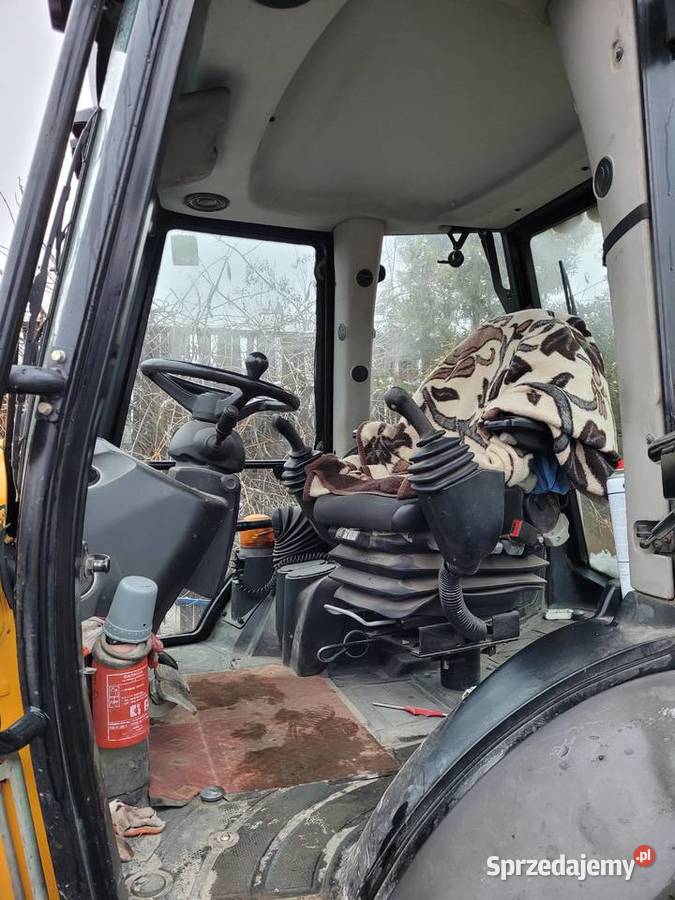 Syndyk sprzeda KOPARKOŁADOWARKA JCB 4CX P100
