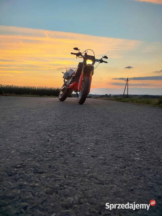 Hyosung RX 125180cc Yamaha DT 125 OPIS Markowa