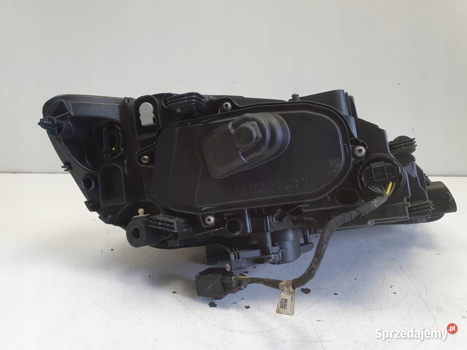 Volvo V60 S60 II LIFT PRZEDNIA lewy przód XENON osobowe lubelskie