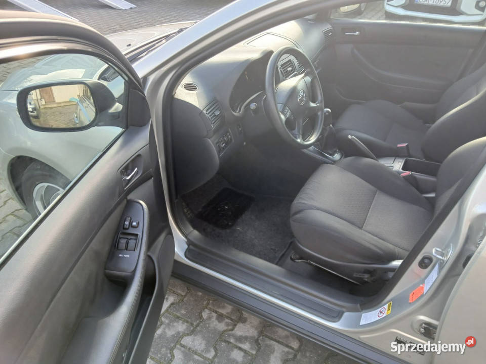 Toyota Avensis 18i LIFT klima NAVI czujniki stan zachodniopomorskie Gryfino