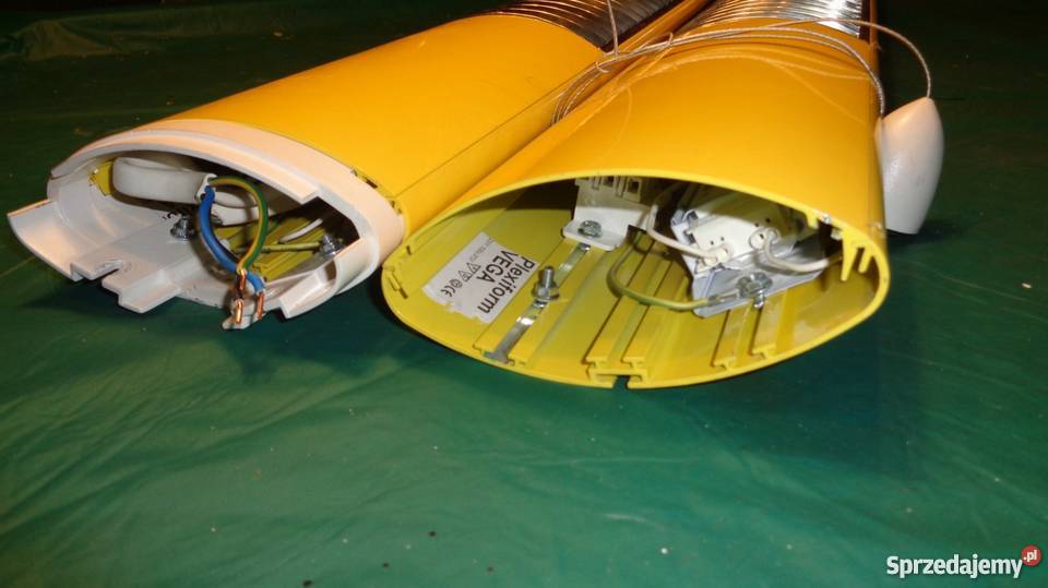 Oprawy oświetleniowe Vega plexiform dwu lampowy Ożarów Mazowiecki sprzedam