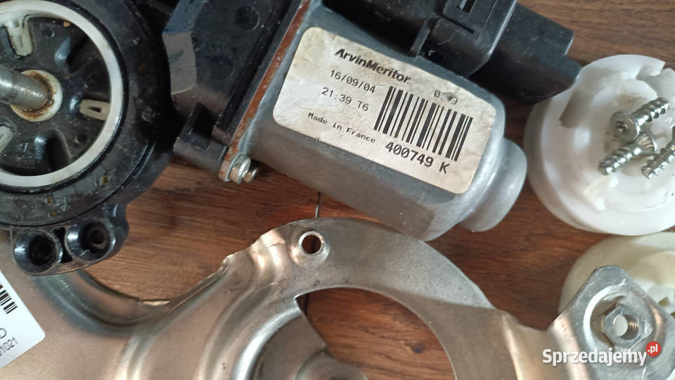 PODNOŚNIK SZYBY ELEKTRYCZNY PRZÓD PRAWY RENAULT