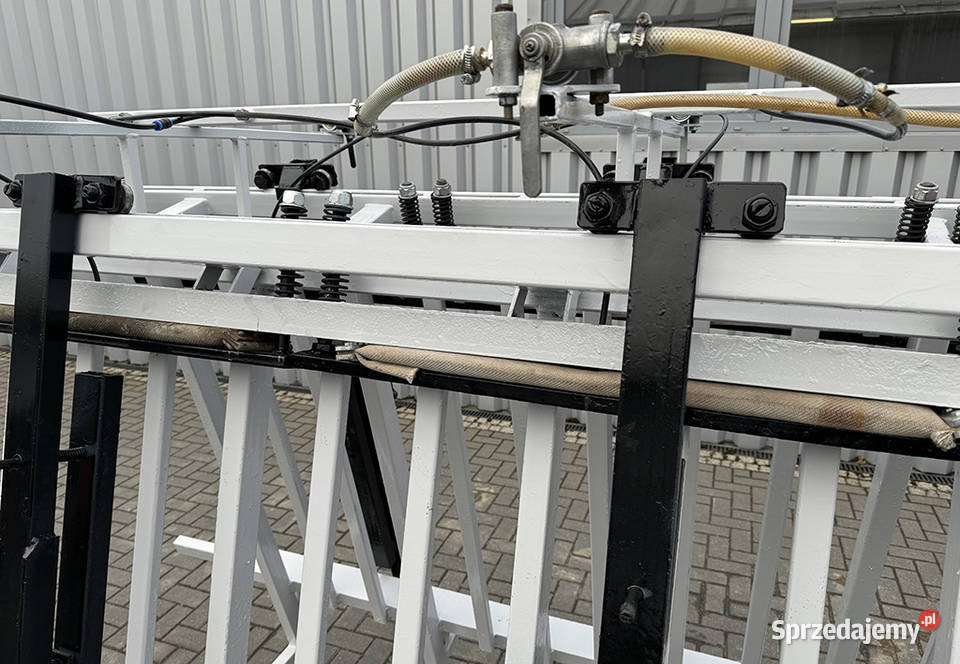 Prasa pneumatyczna trapezowa dwustronna TechFa pomorskie