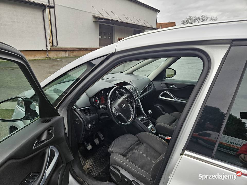 OPEL ZAFIRA TOURER 7 OSOBOWY 14 140 Zafira Warszawa sprzedam