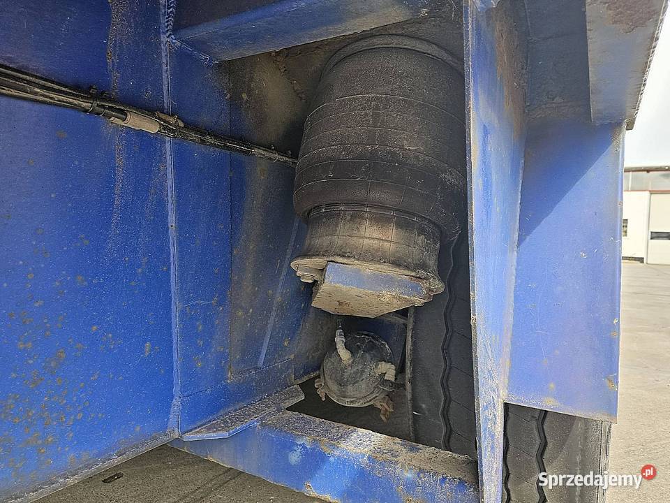 Wot OSEK31827 CONCRETE GLASS niskopodwoziowa Rok produkcji 2001 sprzedam