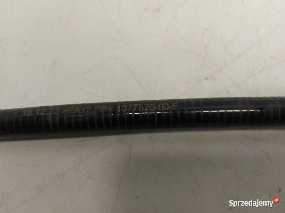 TESLA MODEL Y 2024r PRZEWÓD WODY 107757600F osobowe