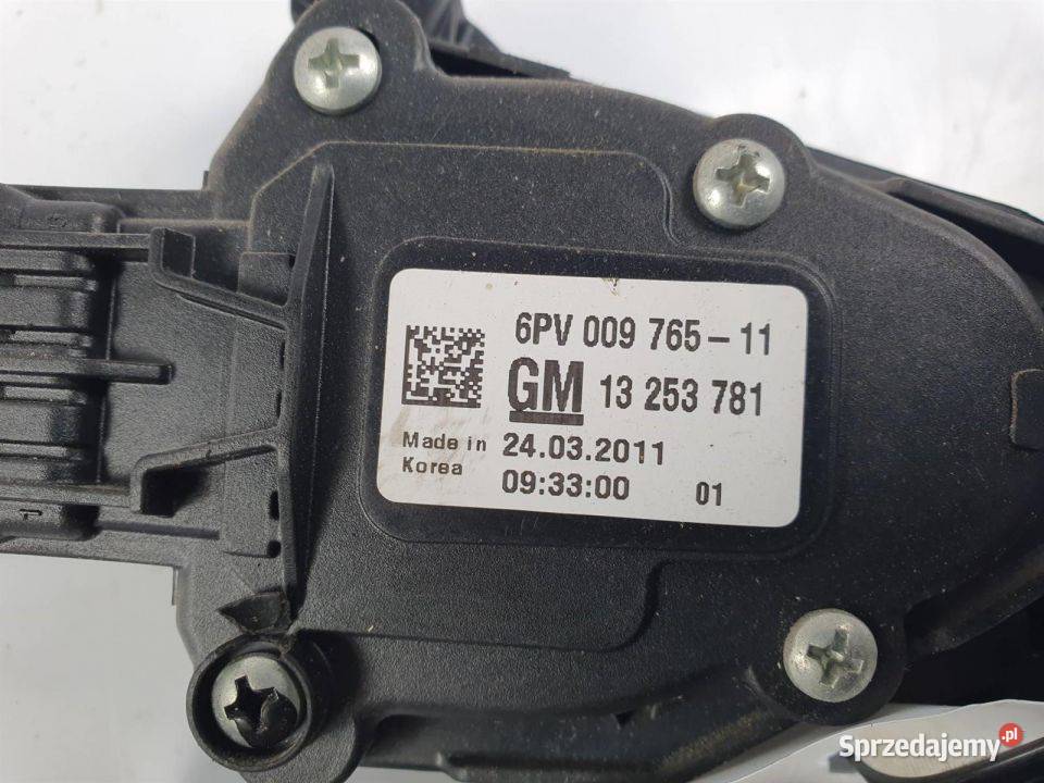 PEDAŁ CHEVROLET ORLANDO 13253781 Lipno