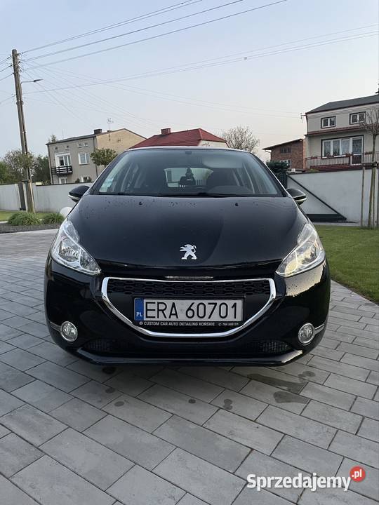 14 HDI 5 drzwi 2 kpl Opon Pławno