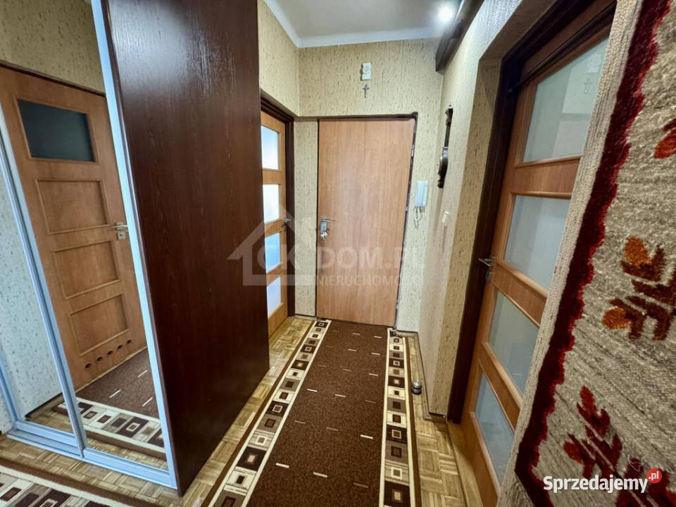 Mieszkanie z ogródkiem balkonem i garażem Staszów