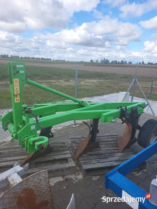 Pług 3 skibowy zagonowy Bomet pomorskie Debrzno