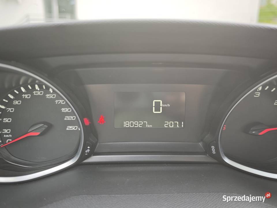 Peugot 308 2019r 180927km Leśna