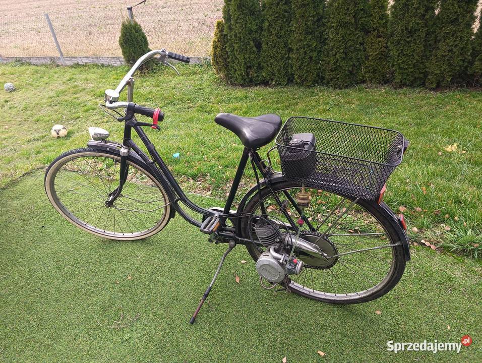 Rower z napędem silnikowospalinowym