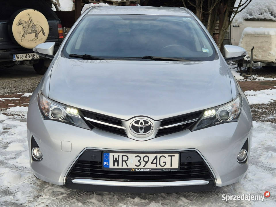 Toyota Auris 2013r 16B 133 Bogata Piękna Stan 1598cm3 Radom