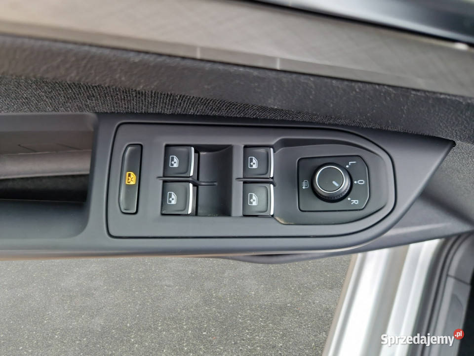 Volkswagen Golf 20 TDI Life Z Polskiego Salonu Warszawa