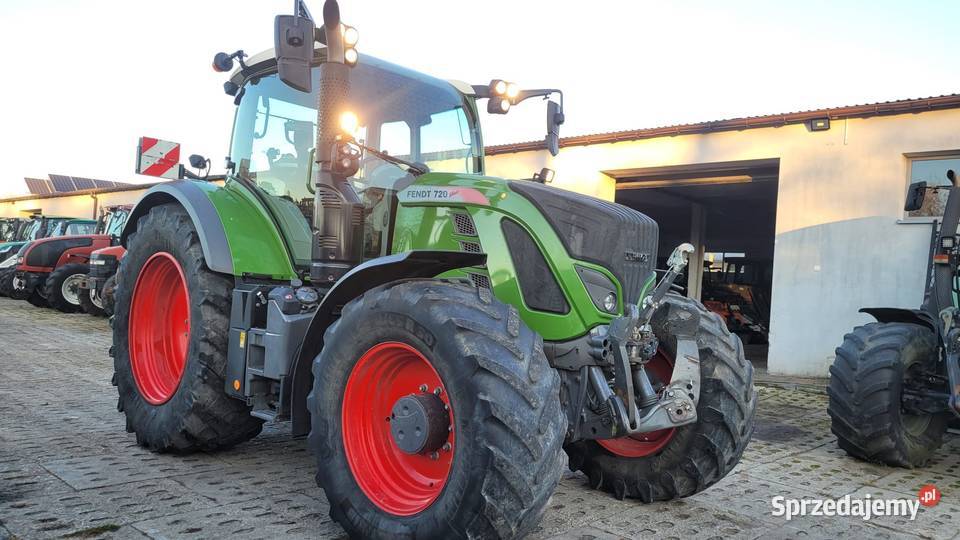 Fendt 720 Vario ciągnik roniczy 200 Rewers elektrohydrauliczny podkarpackie Zaklików