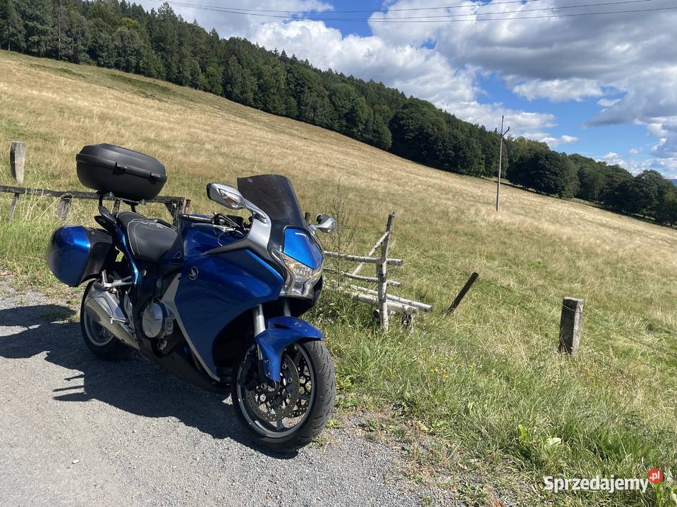Honda VFR1200F 2010 dużym serwisie motocyklisty Dąbrowa Górnicza