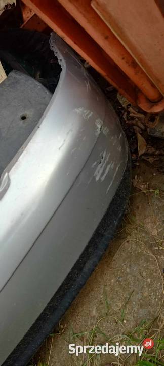 Zderzak tył z belką A4 b5 Tyczyn sprzedam