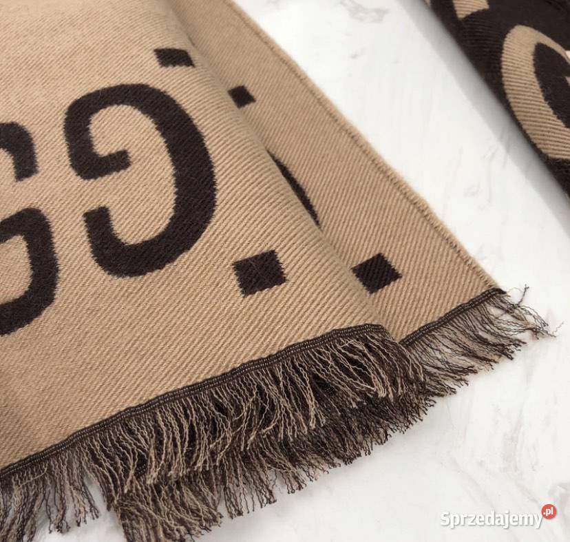Kremowy wełniany szal chusta Gdynia