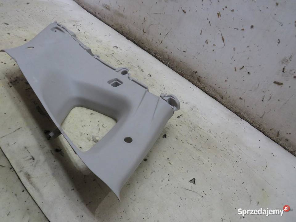 OSŁONA SŁUPKA BAGAŻNIKA PRAWA XTRAIL III T32