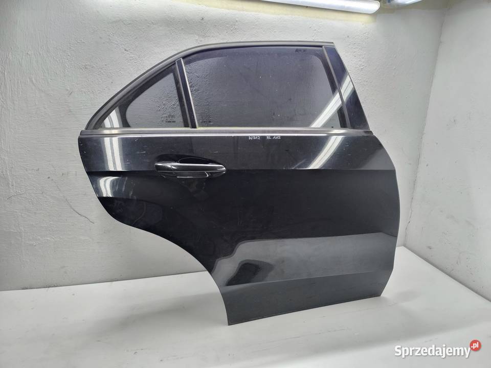 DRZWI PRAWY TYŁ EKLASA W212 SEDAN