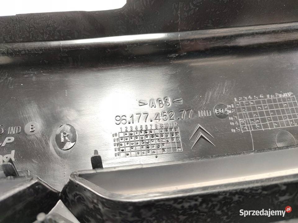 GRILL ATRAPA CHŁODNICY CITROEN SAXO 19962003