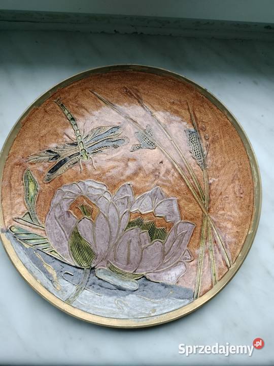 Mosiężny talerz z zawieszką metal kwiaty Choszczno