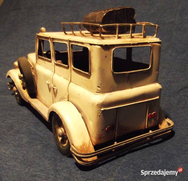 Samochód model duży metalowy dekoracja Modelarstwo pomorskie Miastko sprzedam