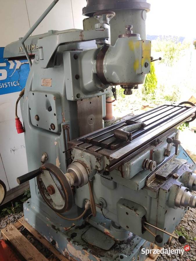 Frezarka uniwersalna narzedziowa do metalu Maków Podhalański