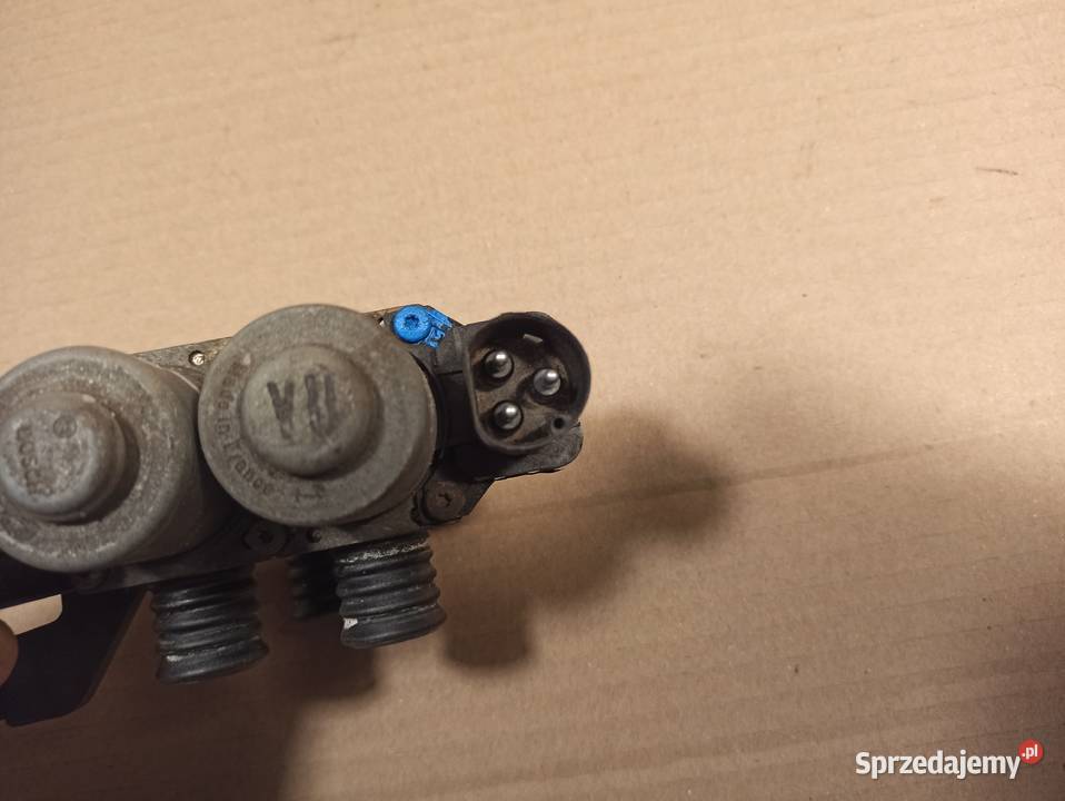 BMW E36 zawór płynu nagrzewnicy Klimą 1147412147 Bolesławiec