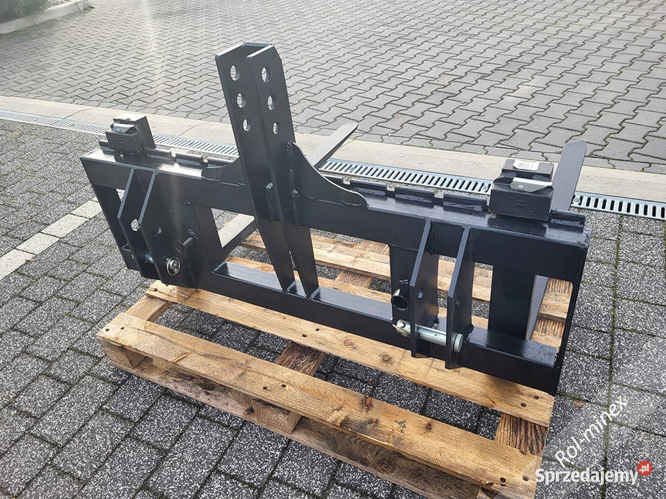 Widły do palet Paleciak do tura Euroramka TUZ Konin