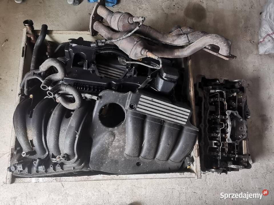 Sprzedam części silnik bmw e46 N42B20 osobowe mazowieckie Krzesławice sprzedam