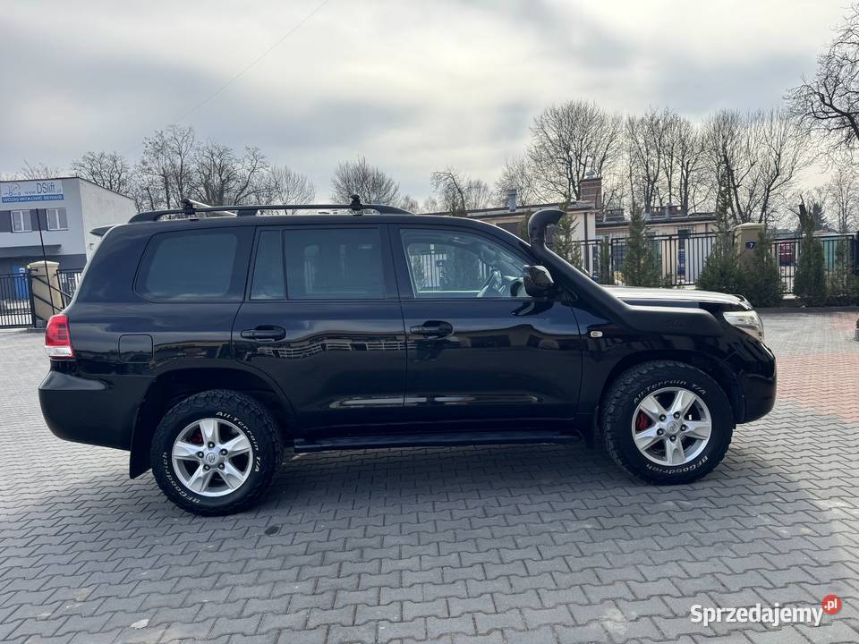 Toyota Land Cruiser V8 45d LC200 polski salon Węgrzce