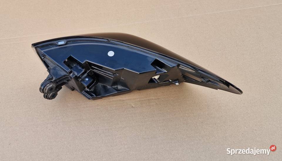 VW ID4 ID4 LAMPA TYLNA LEWA IDEALNA 11A945095 Oświetlenie Bieleń