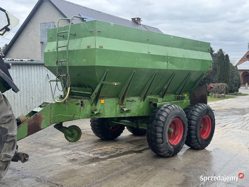 Rozsiewacz Amazone talerzowy 8 ton Rozsiewacze nawozów Maszyny rolnicze Telatyn