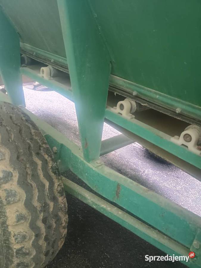 Rozsiewacz RCW3 do wapna Agromasz lubelskie Żółkiewka-Osada