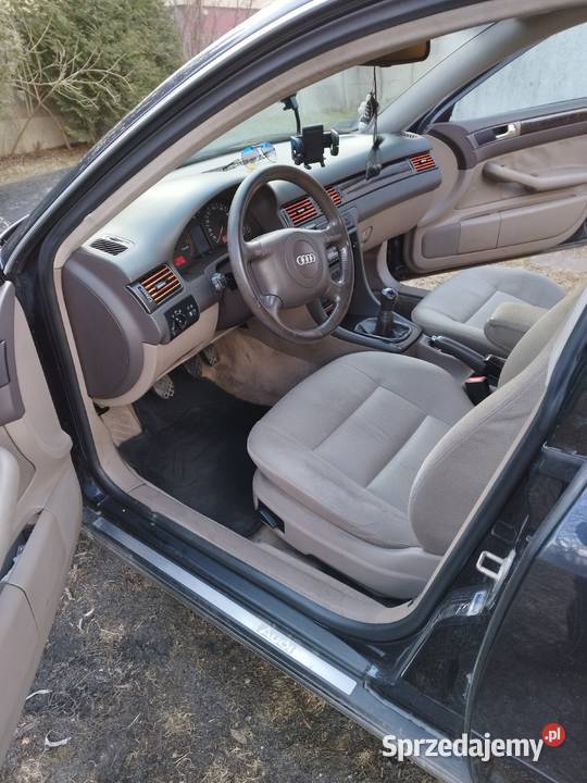 Sprzedam Audi A6 C5 sedan z 2000 roku 19 TDI 115 115KM łódzkie Koluszki sprzedam