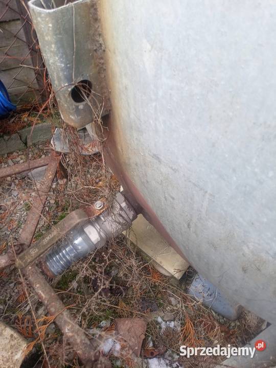 Beczka 2000l Zajeziorze sprzedam