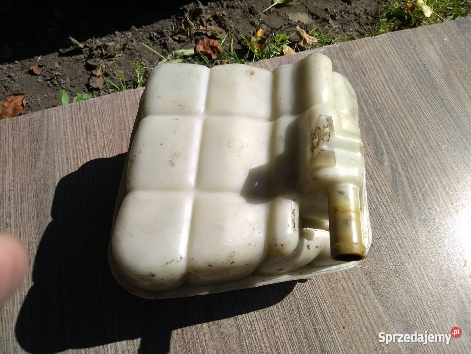 Zbiornik wyrównawczy cieczy Iveco ll Piwniczna-Zdrój sprzedam