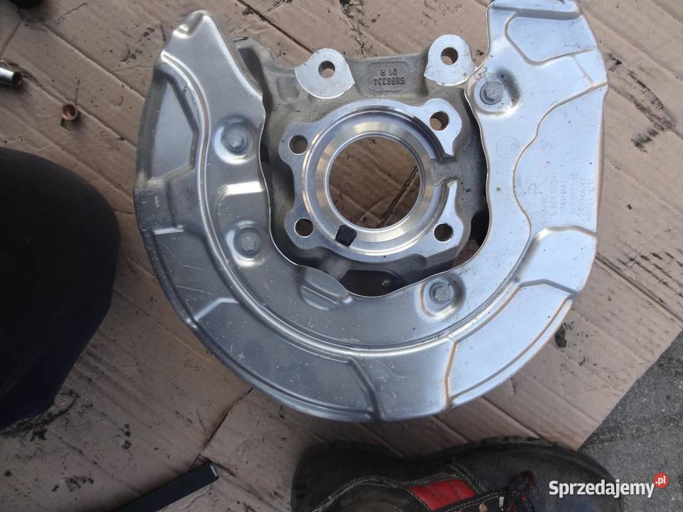 ZWROTNICA PRAWY TYŁ BMW G30 G31 6866334 6861802 Motoryzacja