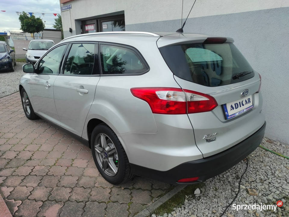 Ford Focus klimatyzacja elszyby alu radio elektryczne lusterka