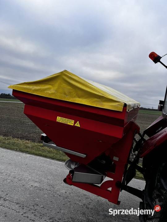 Sprzedam maszyny rolnicze siewnik rozsiewacz Sienno