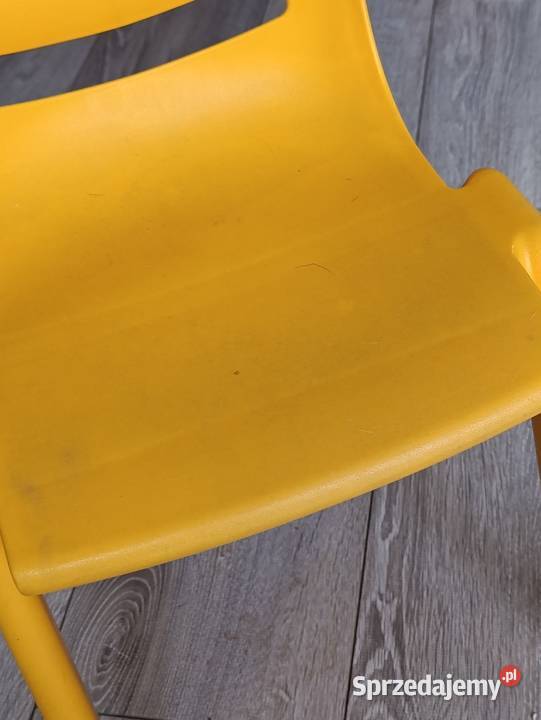 krzesło krzesełko żółte dzieci dziecka Poznań